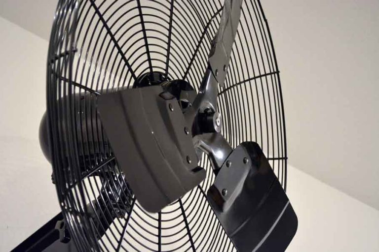 Why Air King Makes the Best Wall Mount Garage Fans [Review] Garage