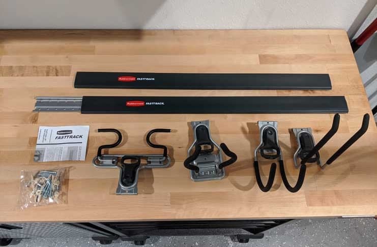 Rubbermaid FastTrack Garage Storage System Tool Hanging Kit