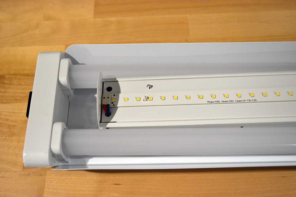 Hykolity LED shop light bulb comparison