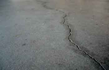 Crack in garage floor - Feature Image
